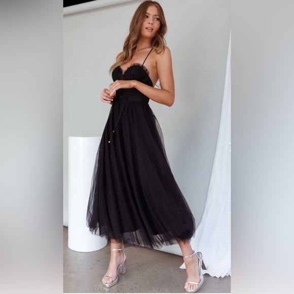 SELFIE LESLIE NWT SMITTEN SWEETHEART NECKLINE CHIFFON MIDI DRESS - Picture 4 of 10